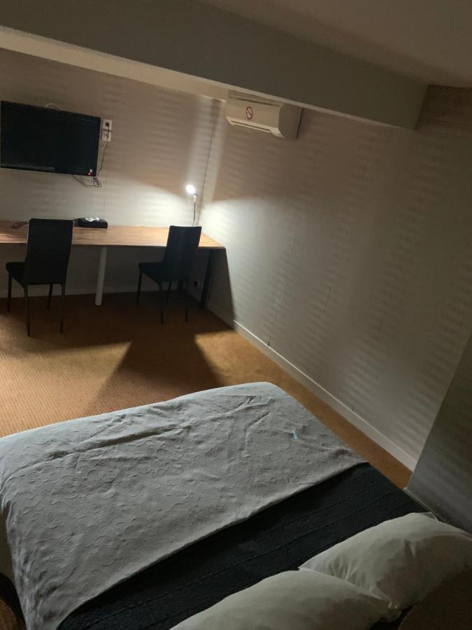 Le Petit Roche Otel Serrières-en-Chautagne Dış mekan fotoğraf